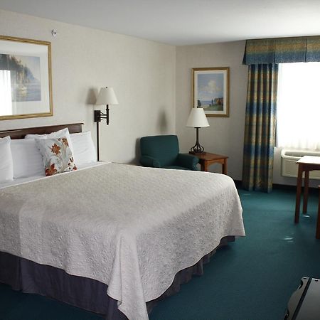 Baraga Lakeside Inn Εξωτερικό φωτογραφία