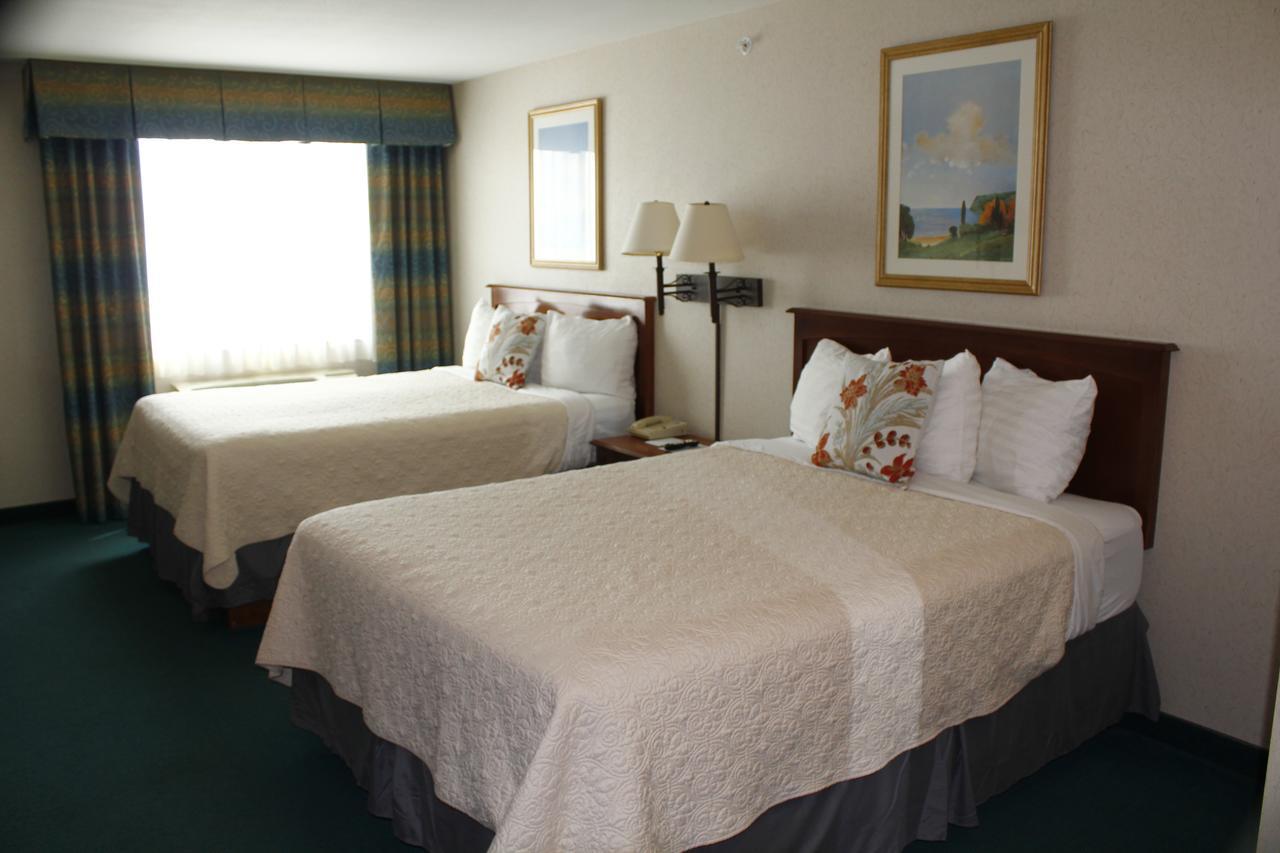 Baraga Lakeside Inn Εξωτερικό φωτογραφία