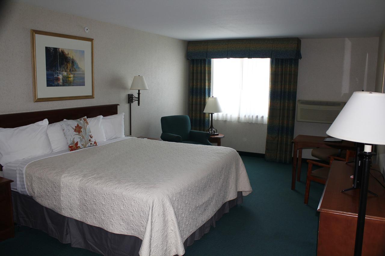 Baraga Lakeside Inn Εξωτερικό φωτογραφία